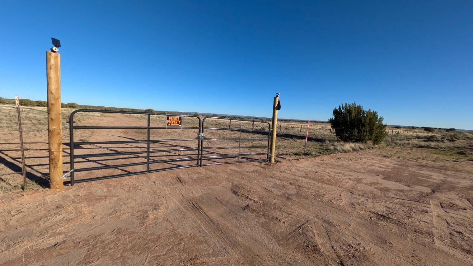 1.36 acres near Sanders, AZ