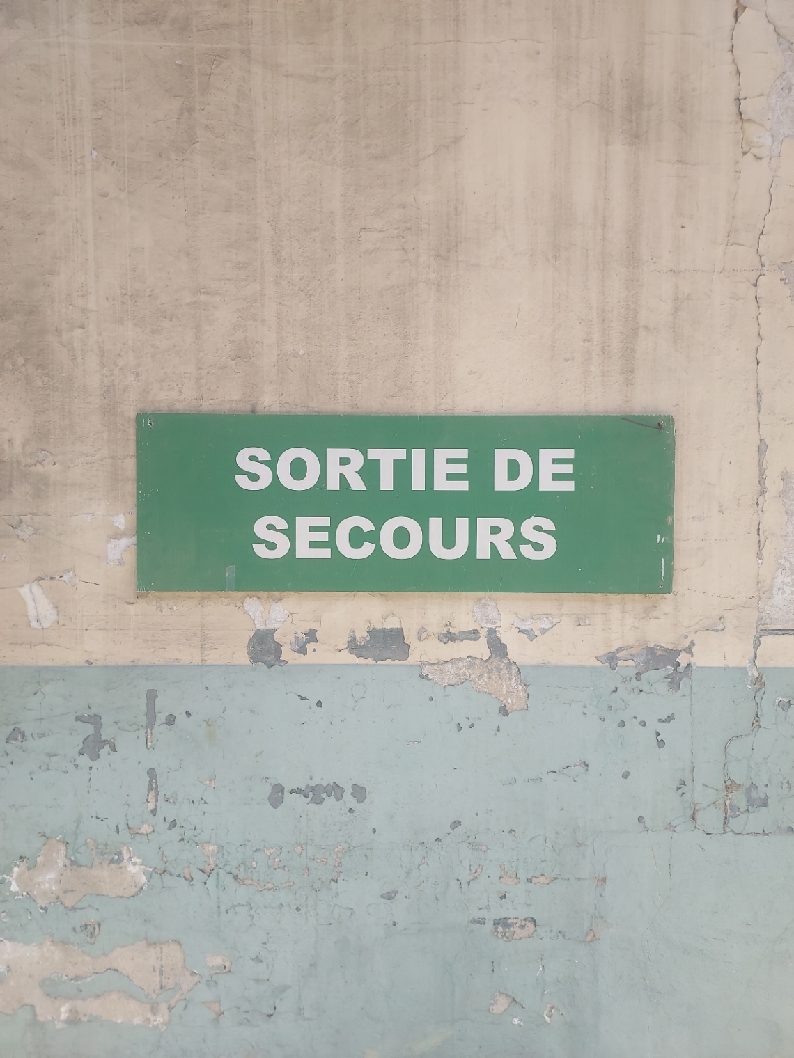 Panneau de signalisation "Sortie de secours"