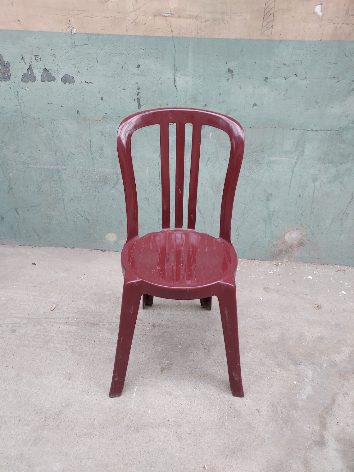 Chaise plastique